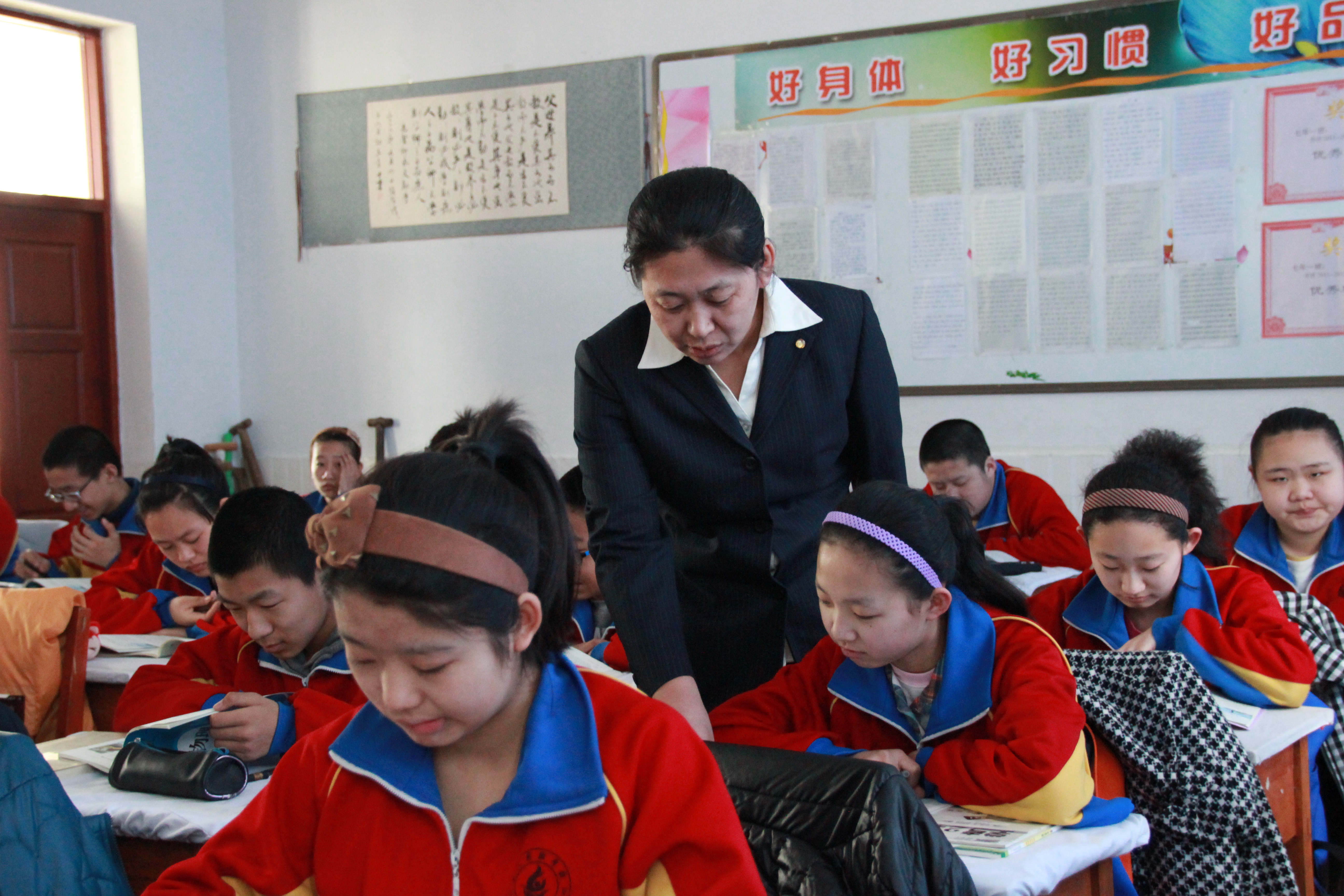 六中李艳.jpg